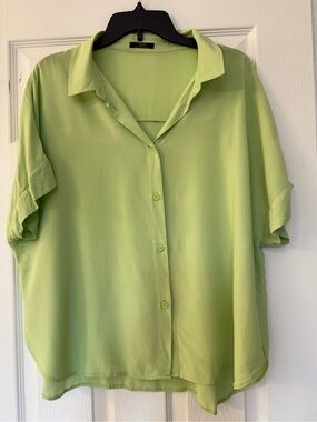Relaxed Light Green Button-Front Women's Shirt